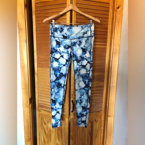 Athleta Legging Blue Floral Small